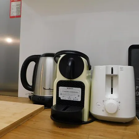 アパート Cosy T1 Silva Plana Air-conditioned アンティーブ